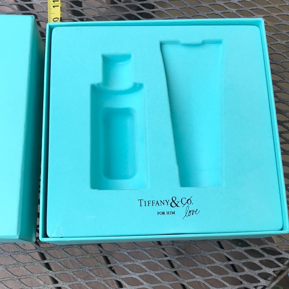 TIFFANY & CO empty box - Picture 4 of 7